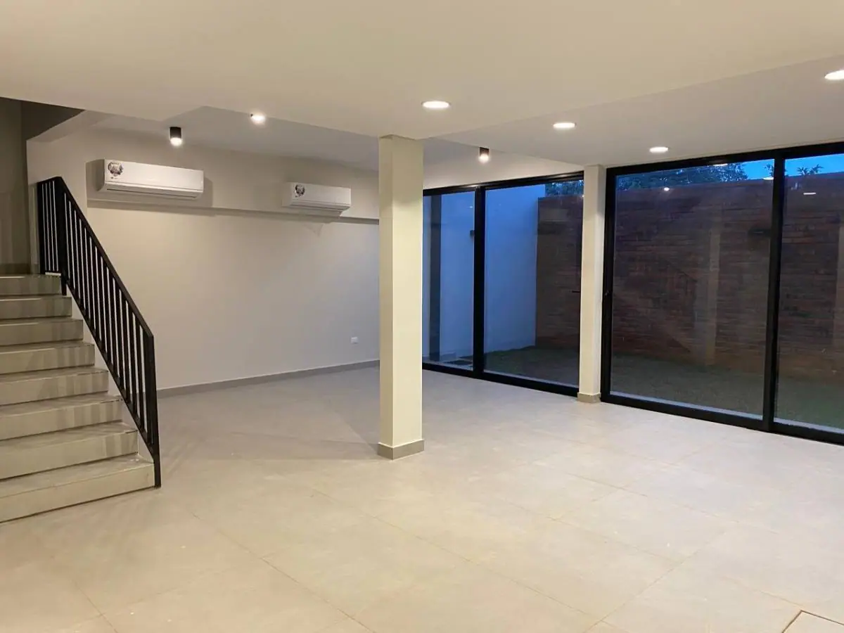 EN ALQUILER DUPLEX EN VILLA AURELIA