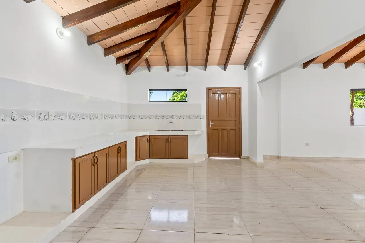 Casa En Venta – San Lorenzo | A Cuadra Av. Rosa Marengo