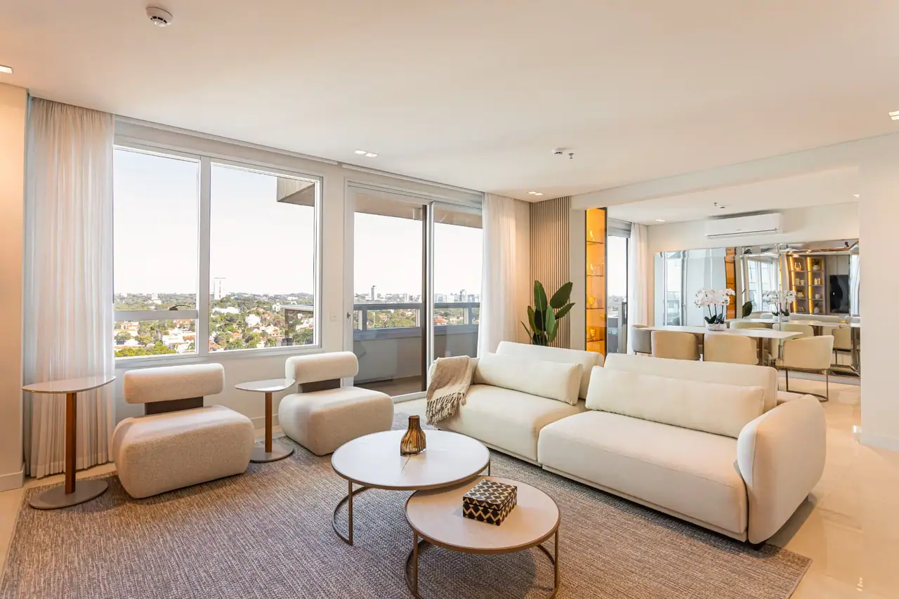 Alquilo Exclusivo departamento completamente amoblado en Eminent Armani