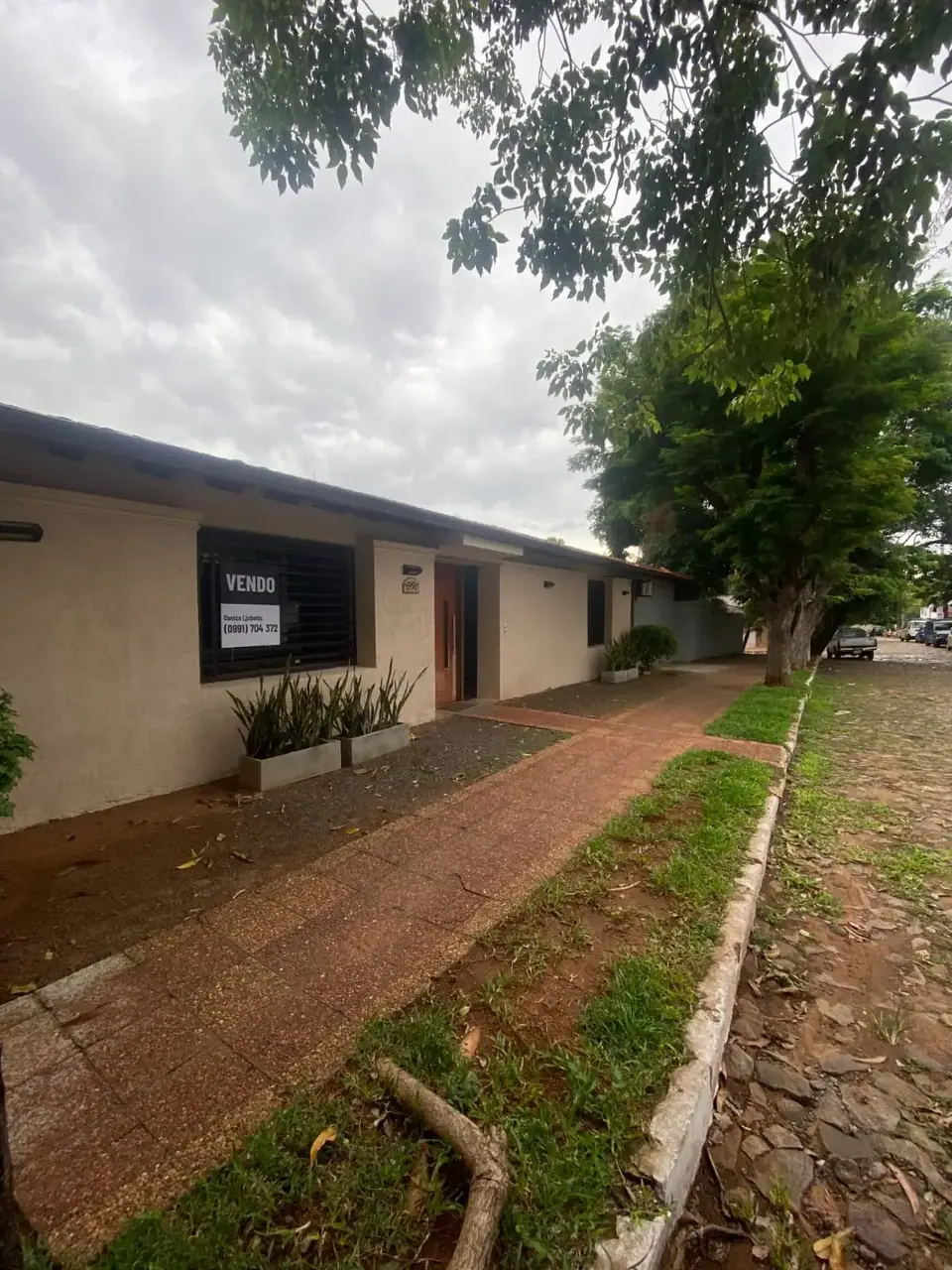 Vendo Casa en lambare zona 11 de septiembre casi estrella