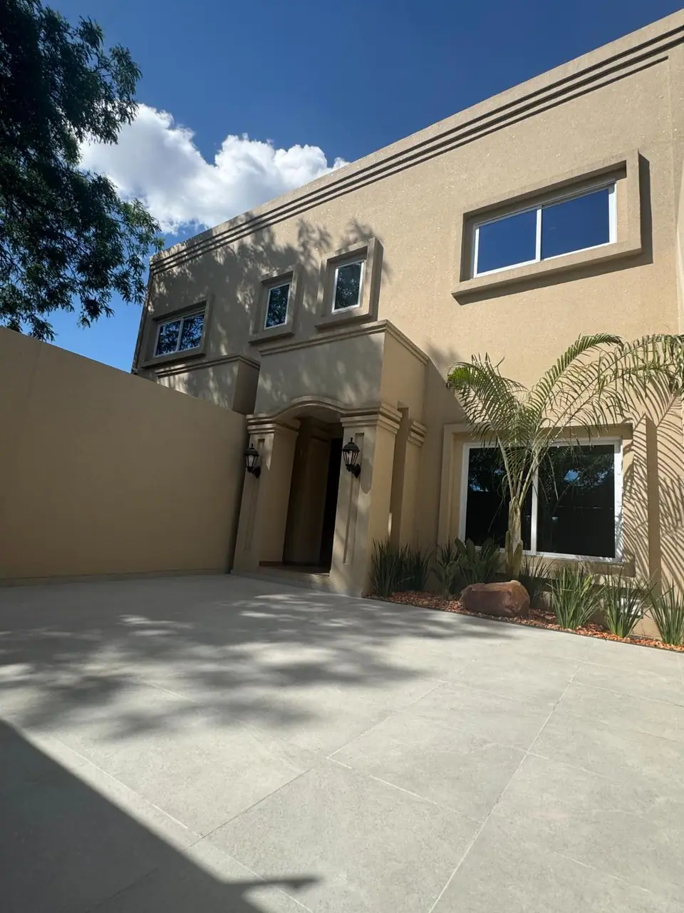 Vendo Duplex - Zona Shopping Pinedo (san Lorenzo, Limite Fernando De La Mora)