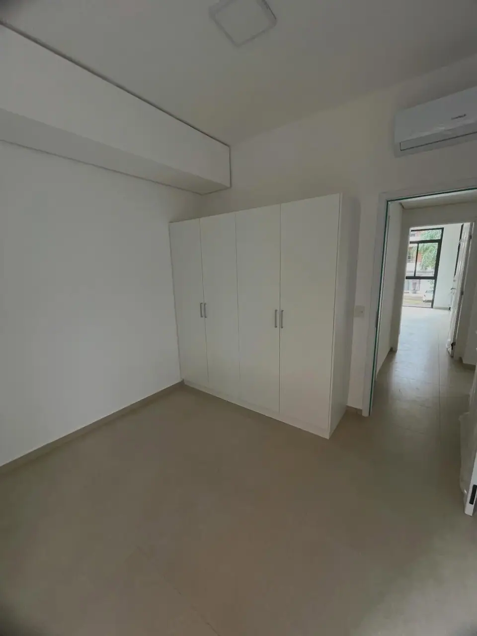 4D - DEPARTAMENTO 2 DORMITORIOS EN LOS LAURELES