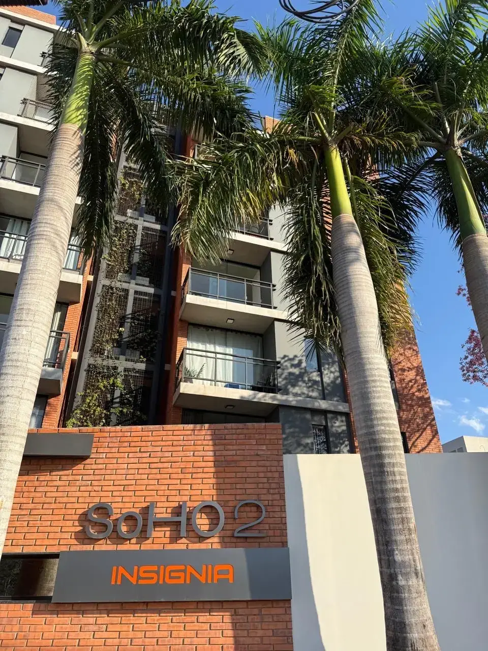 VENDO DEPARTAMENTO DE 1 DORMITORIO CON COCHERA EN LUQUE - INSIGNIA SOHO 2 LUQUE