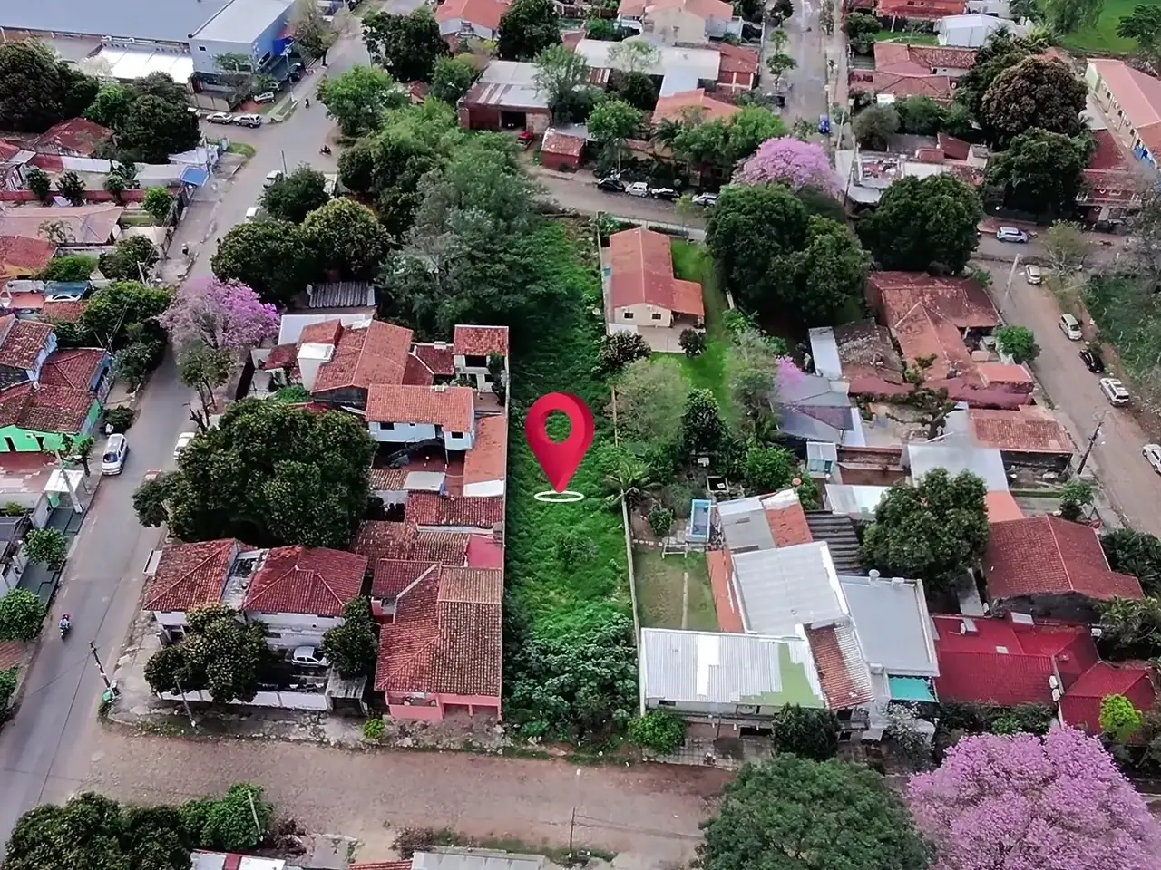 Vendo terreno 1111 m2 de calle a calle en Lambaré