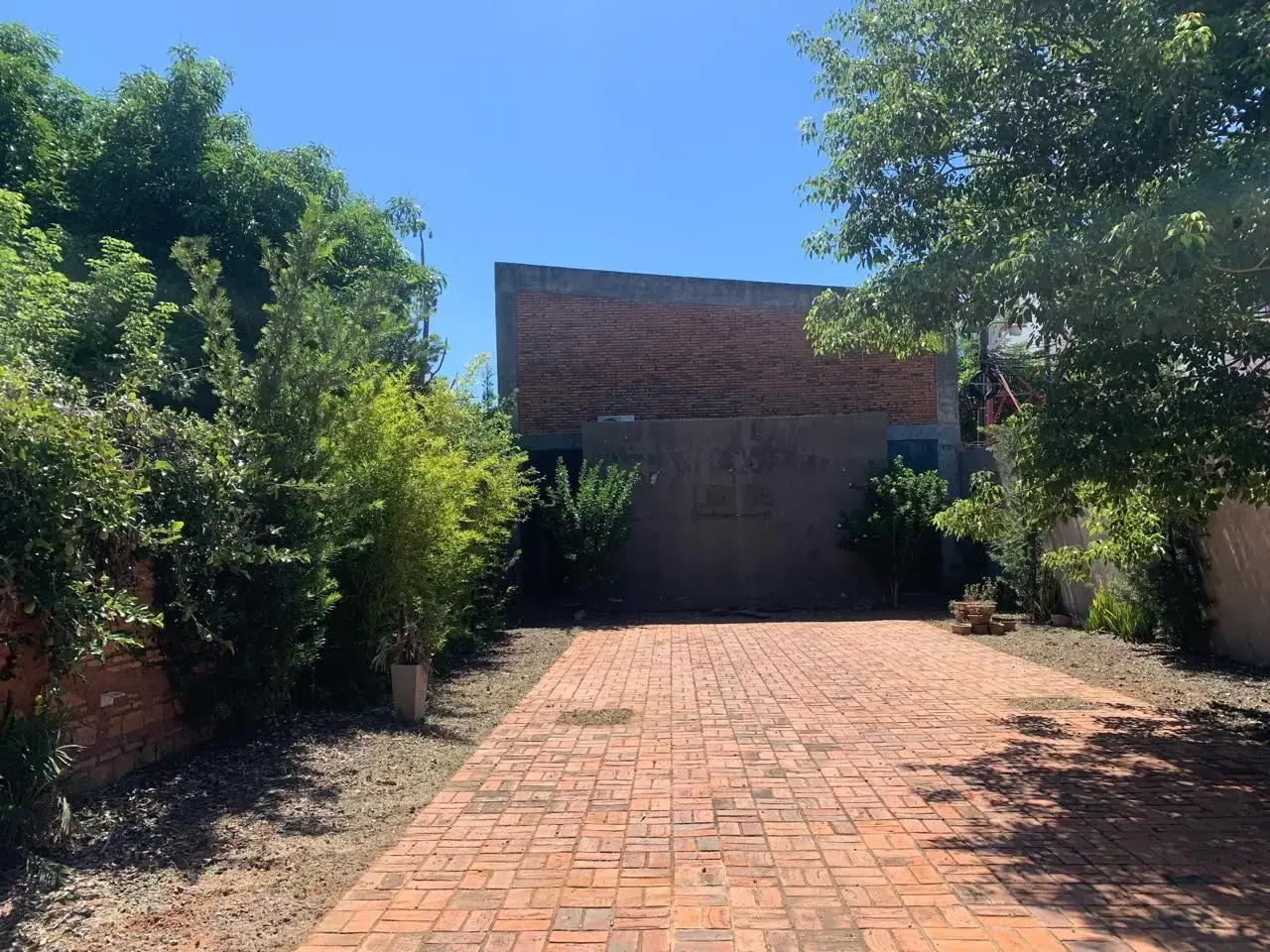 VENTA Exclusiva Casa para Negocio Gastronómico o oficinas depositos