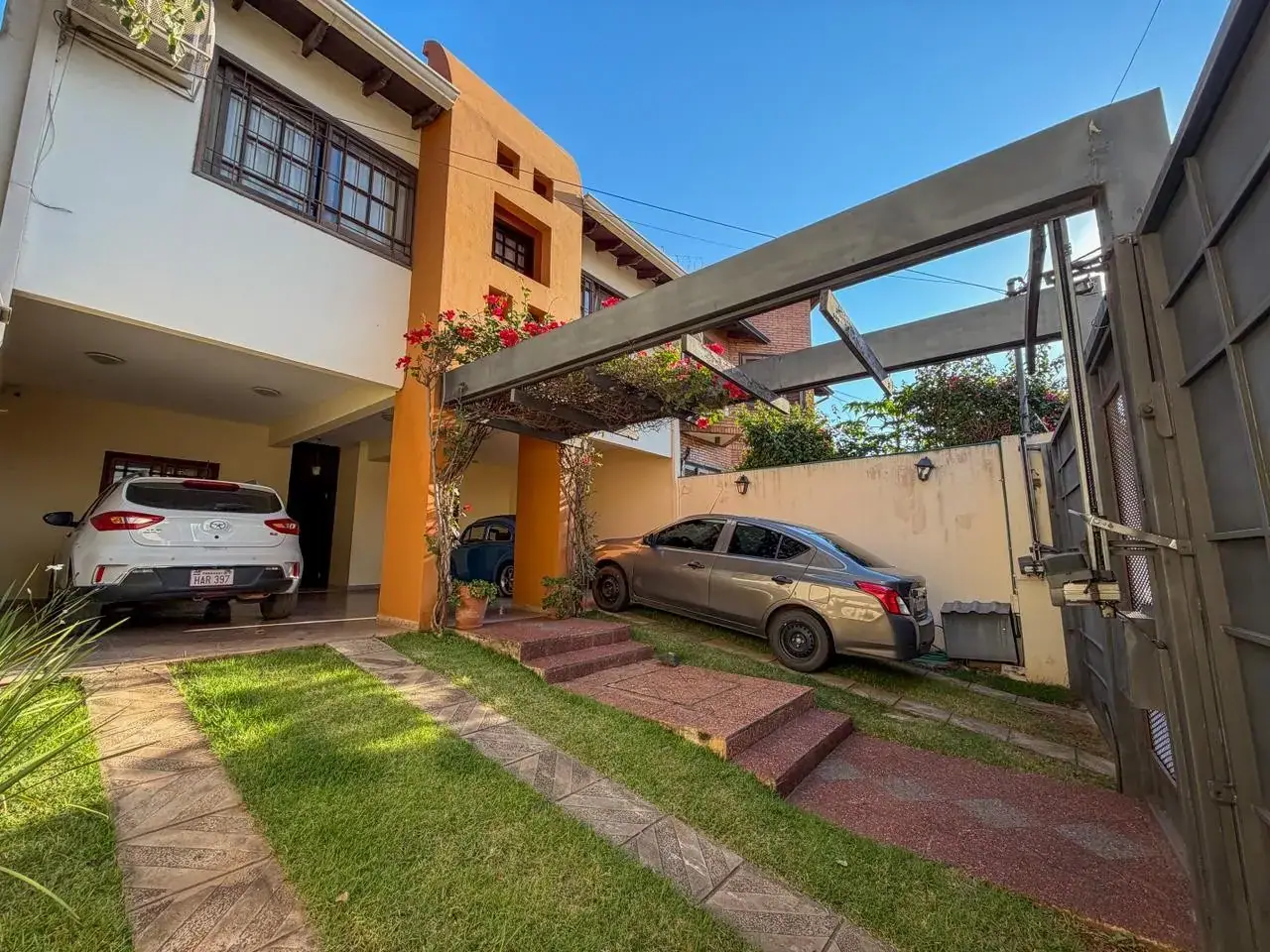 CASA EXCLUSIVA EN ASUNCIÓN - YKUA SATI