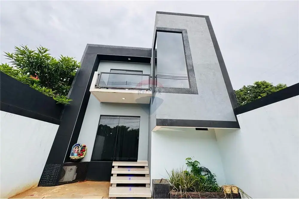 VENDO CASA EN ZONA PALACIO DE JUSTICIA LUQUE