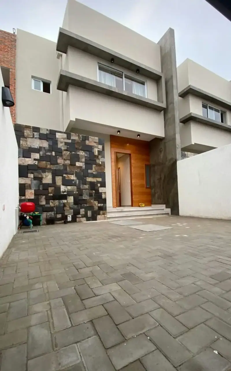 Alquilo espectacular duplex con 3 Dormitorios en Suite - San Jorge, zona Goethe