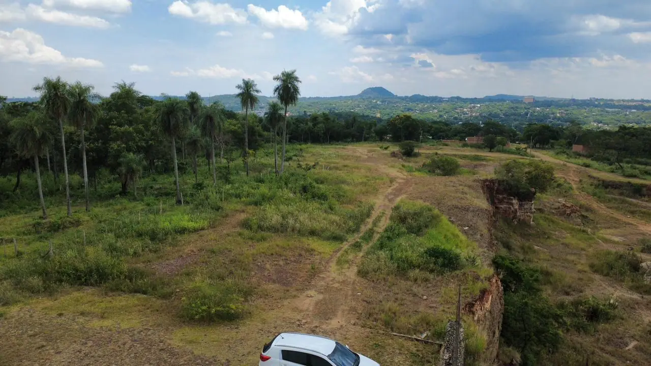 EN VENTA TERRENO EN CAACUPE. HERMOSA VISTA