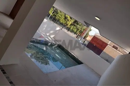 casa en venta en Lambaré