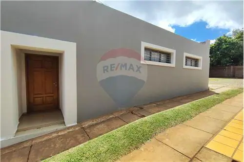 casa en alquiler en Encarnación