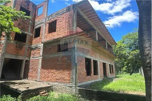 casa en venta en Aregua