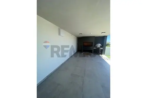 casa en alquiler en Ytay