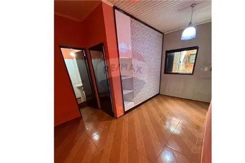 casa en alquiler en Encarnación