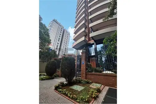 casa en alquiler en Ycuá Satí