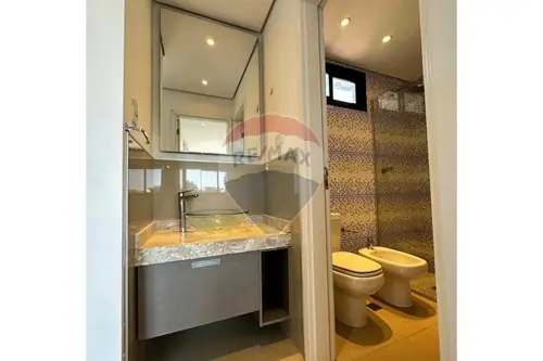 casa en alquiler en Barrio Jara