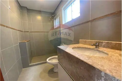 casa en venta en Fernando De La Mora