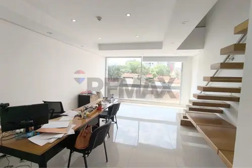 casa en venta en Las Lomas (Carmelitas)