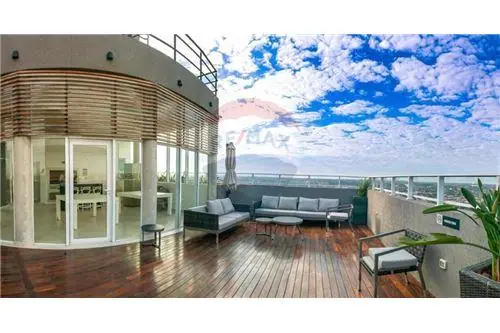 casa en alquiler en Ycuá Satí