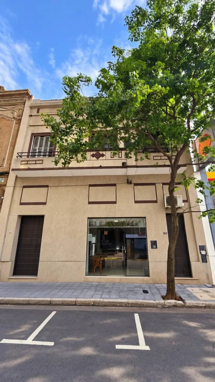 ALQUILO SALON COMERCIAL EN EL BARRIO LA ENCARNACION