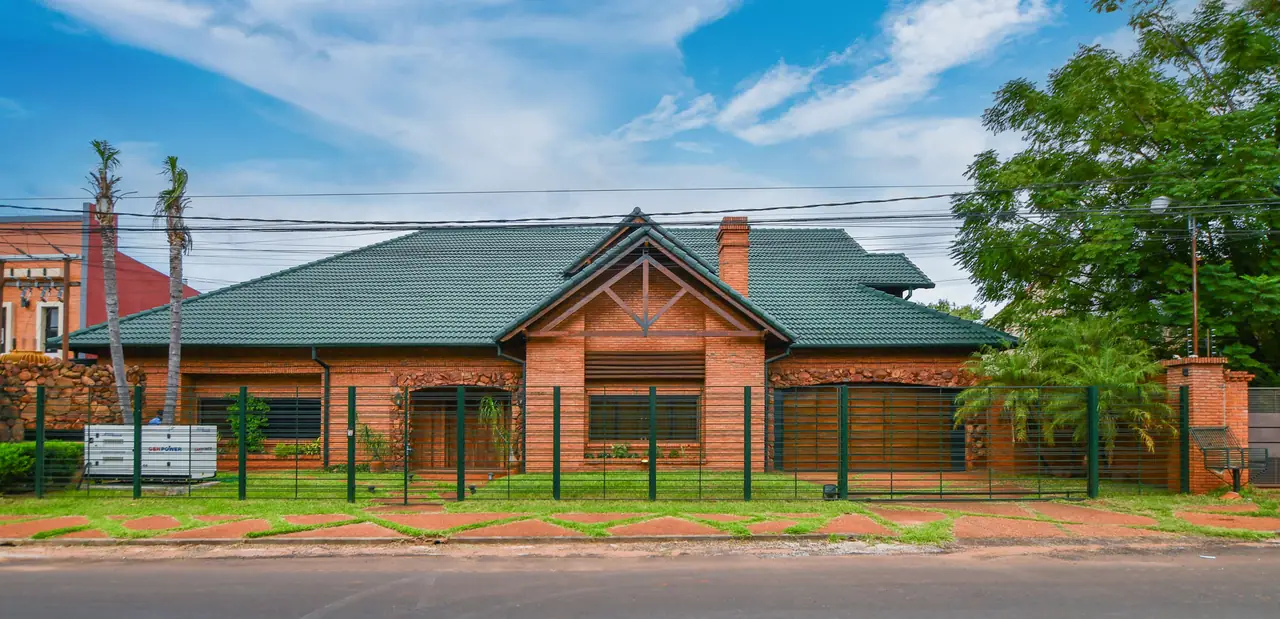 Vendo Imponente Casa Zona Pinedo